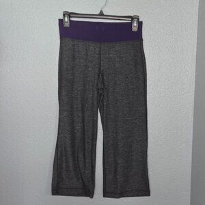 Lululemon Wide Leg Crop Yoga Pant - 4 Dark Heather grey/Purple